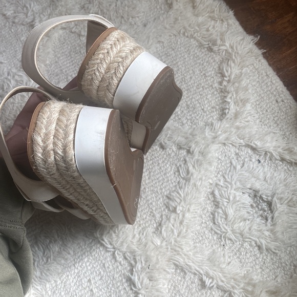 Cream platforms - Picture 5 of 5